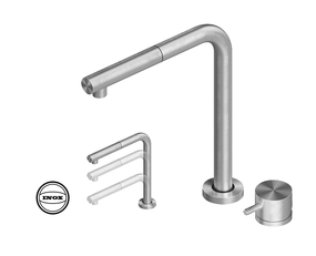 under-window mixer tap with swivel spout and pull-out shower head